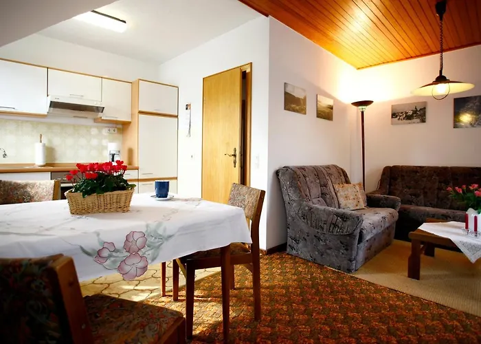 Annegret Schuette Daire *